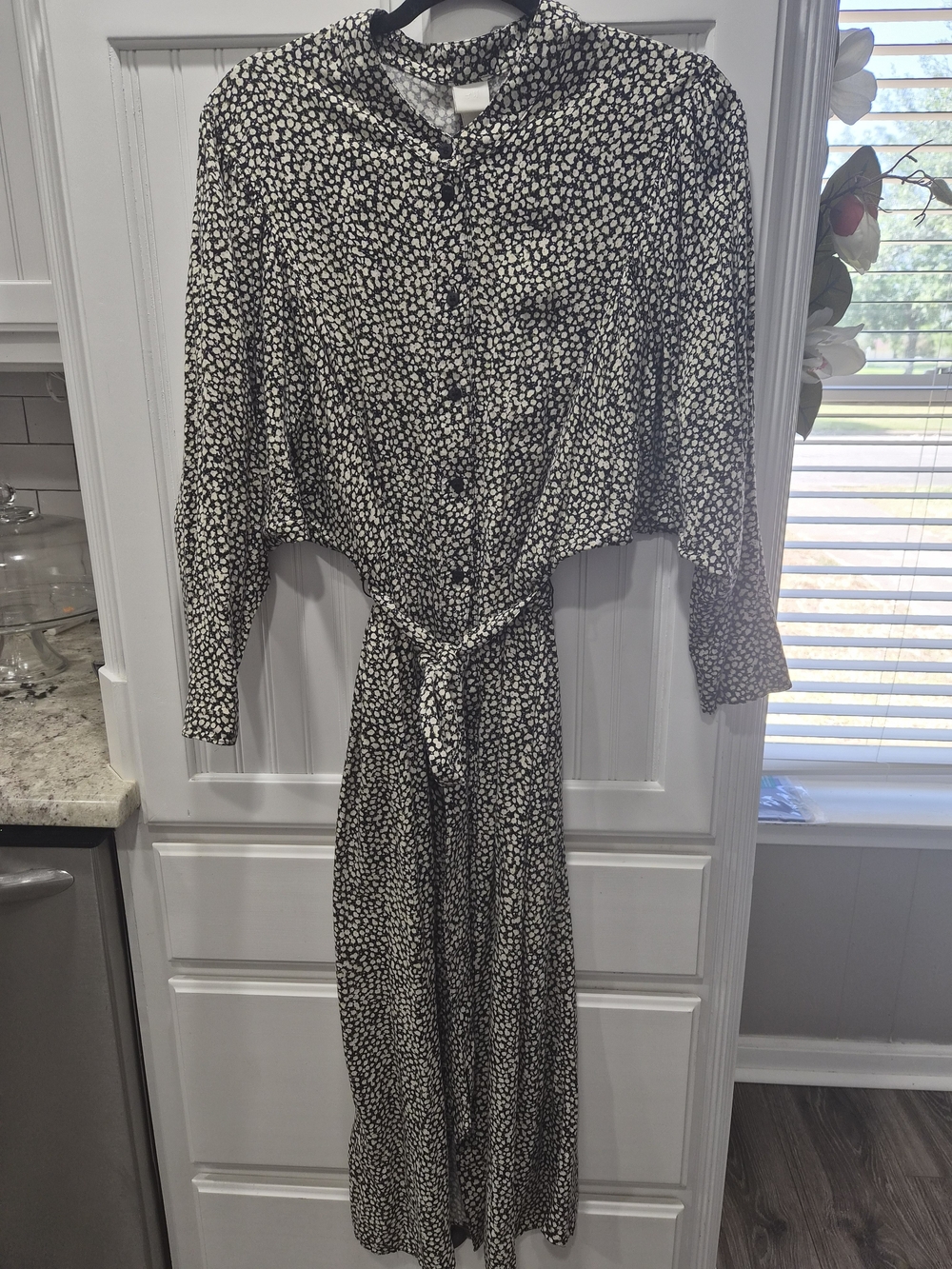 H&M  Printed Tie-Waist Maxi Dress